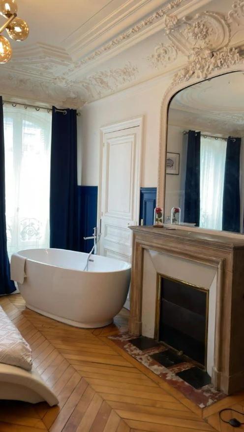 Guest Room Nearby Champs Elysees Paris Exterior foto