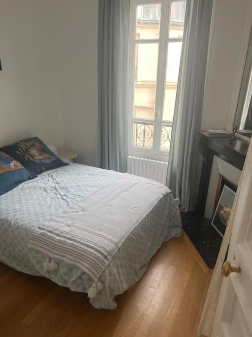 Guest Room Nearby Champs Elysees Paris Exterior foto