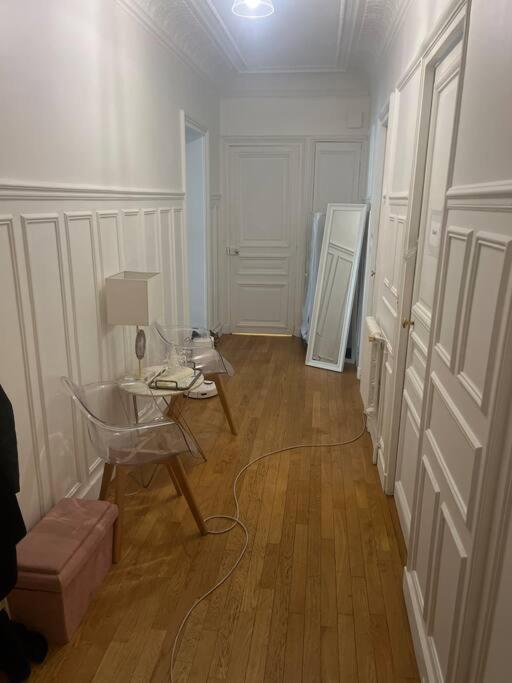 Guest Room Nearby Champs Elysees Paris Exterior foto